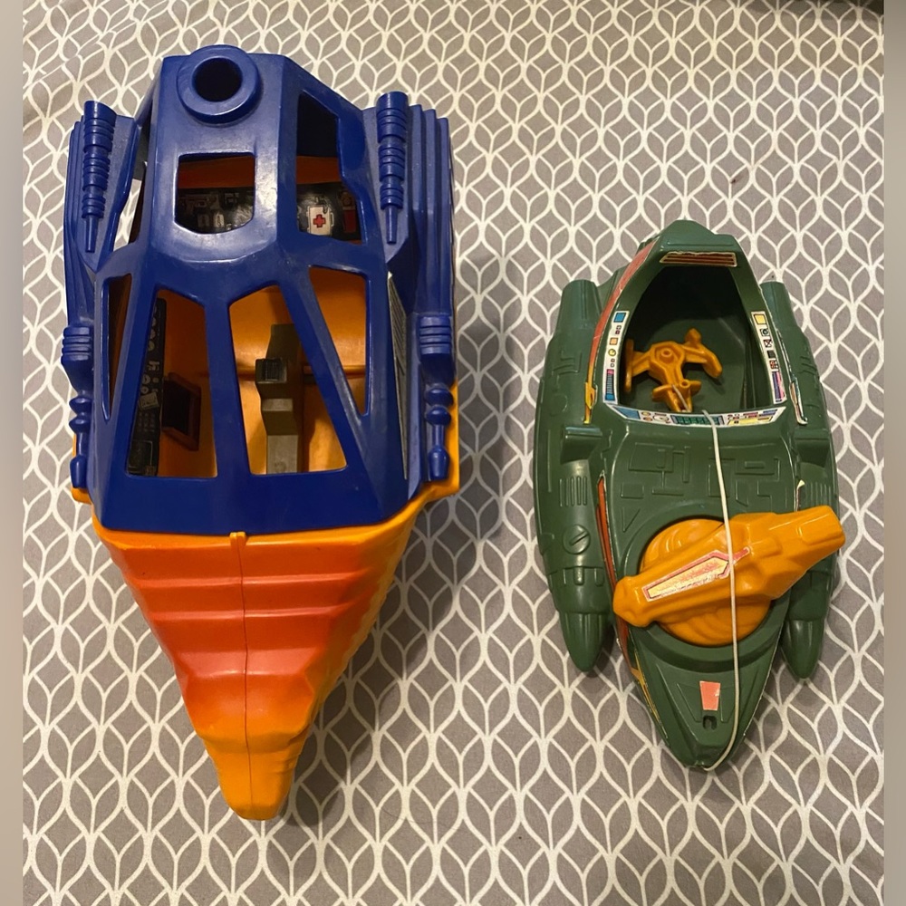 Vintage He Man Wind Raider and Talon Fighter, both missing parts